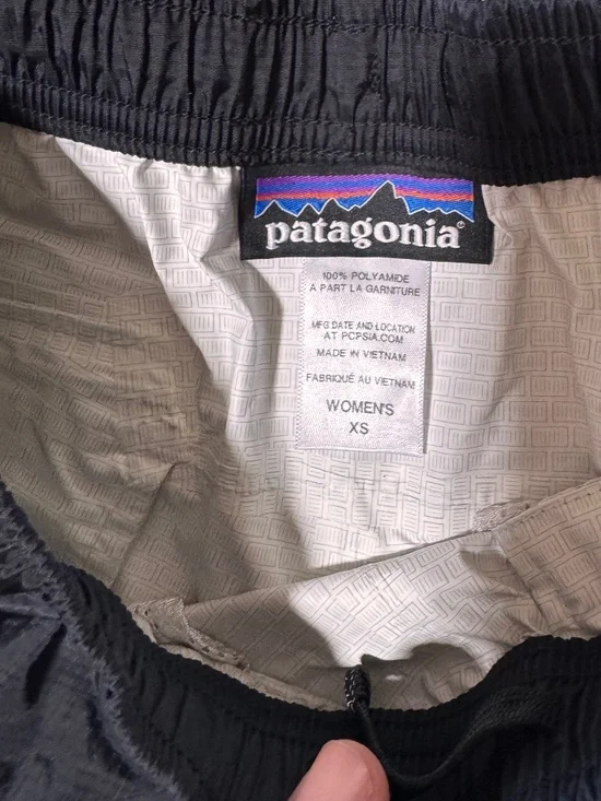 Patagonia XS Rain Pants - Picture 4 of 5